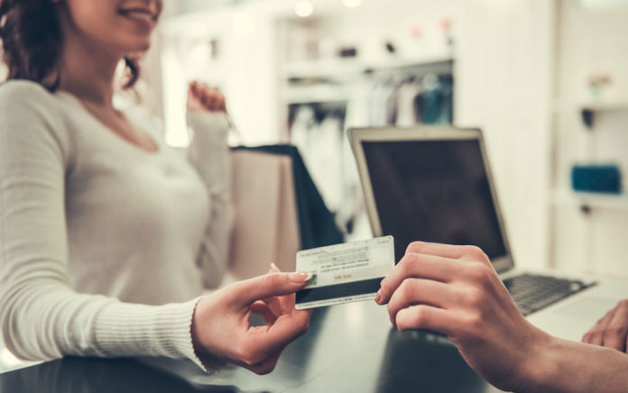 Why Embracing Cashless Stores Is a Mistake